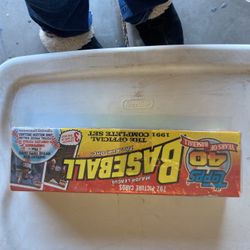 1991  Unopened Topps baseball cards