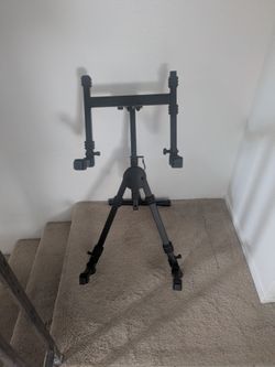 Amp stand