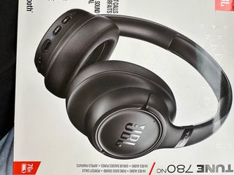 JBL Tune 780NC