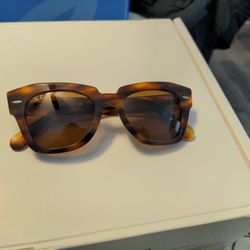 Ray-Ban Sunglasses 