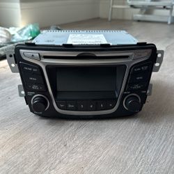 Hyundai Original Manufacturer Stereo 
