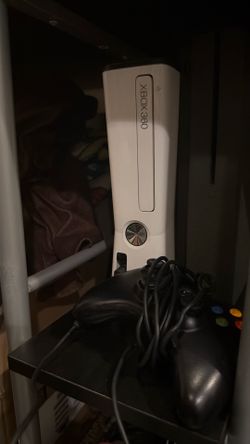 Xbox 360 slim 250 gb