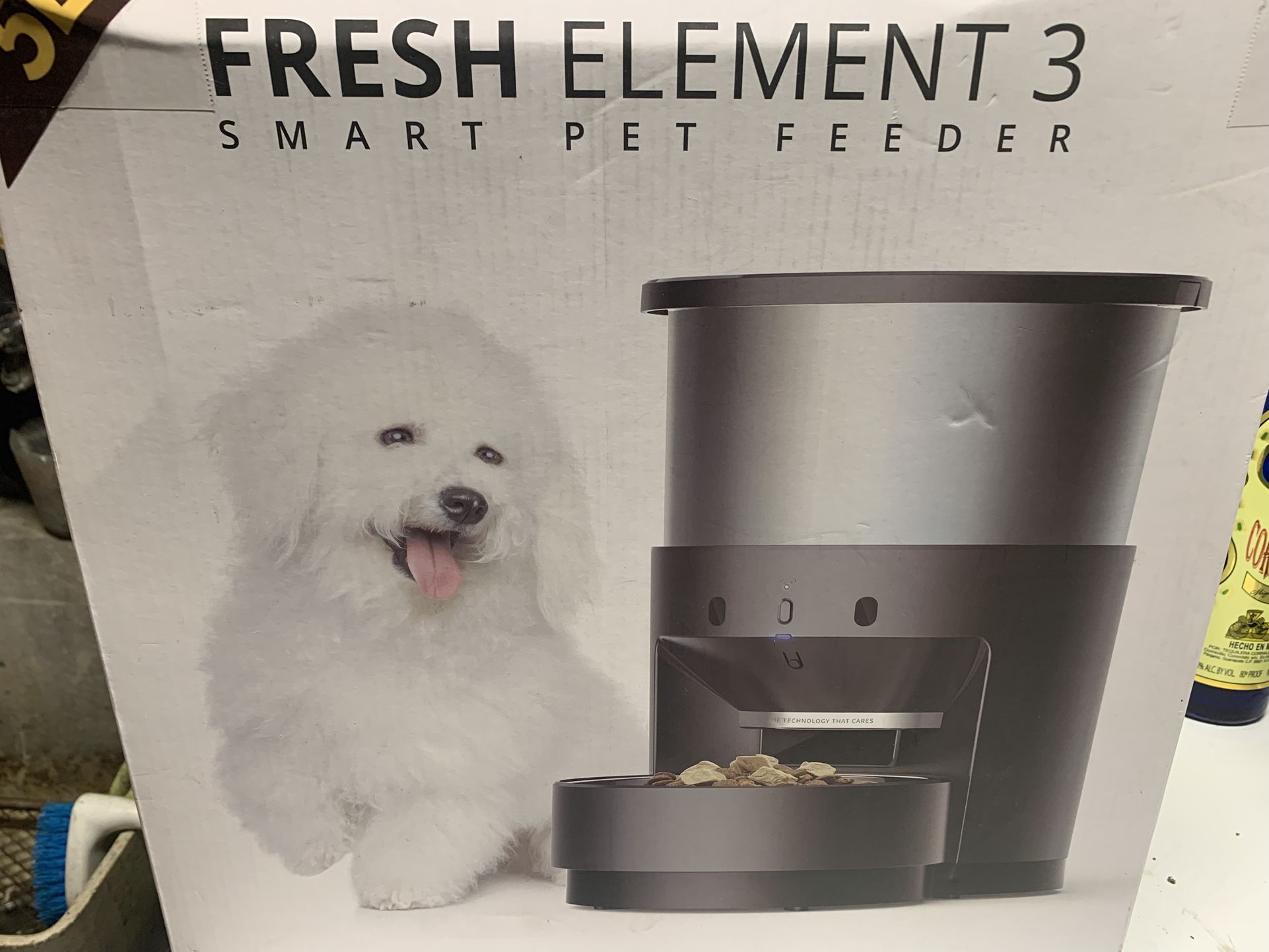 Smart Dog Or Cat Feeder