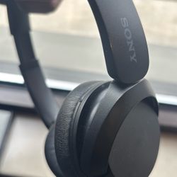 Sony WH-CH520 (Bluetooth)
