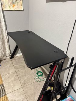 Gaming table