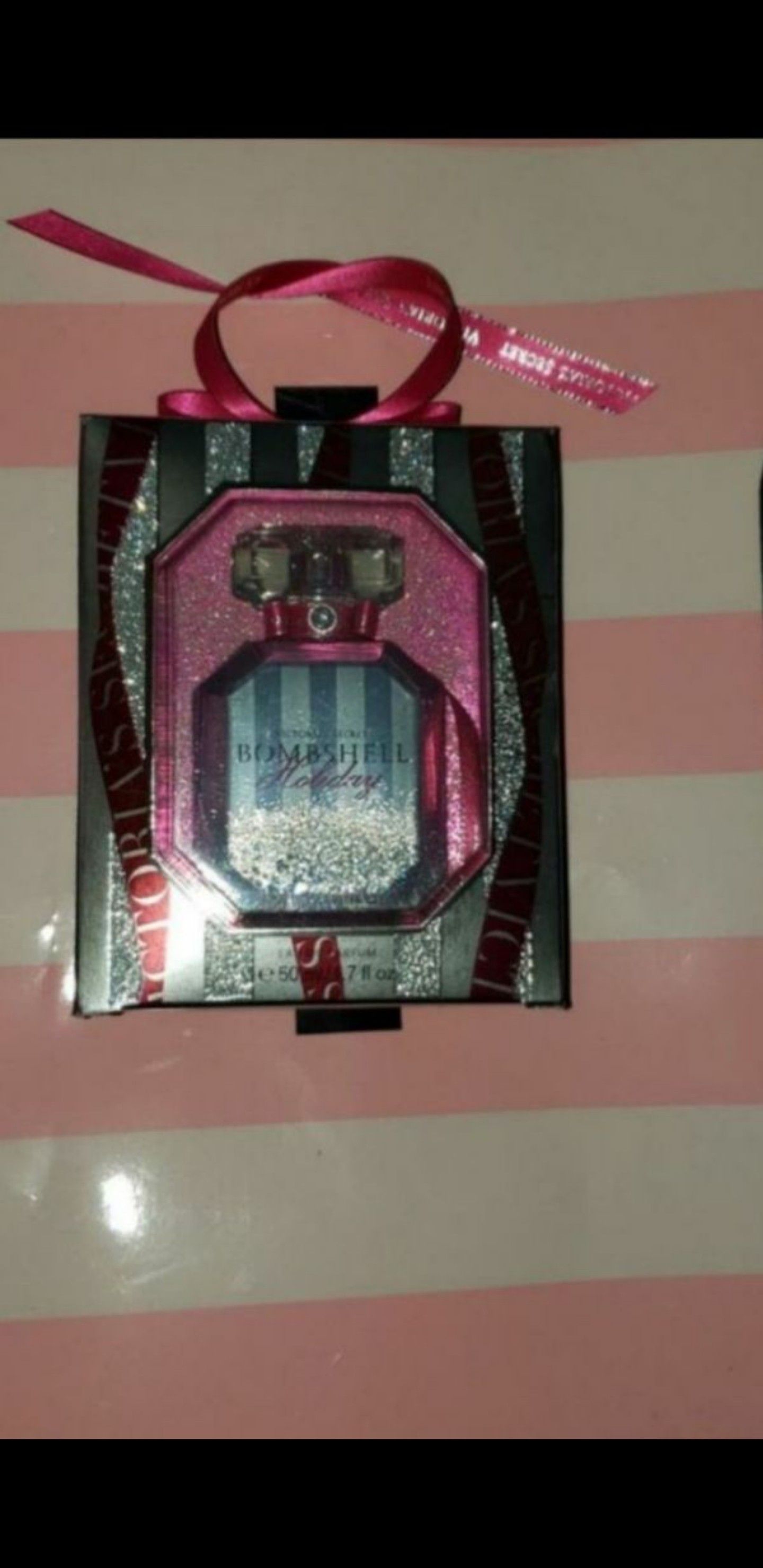 Victoria's secret BOMBSHELL HOLIDAY