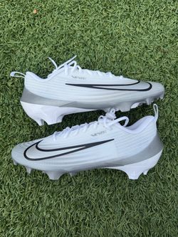 Nike Football Cleats Men’s Sizes 10.5, 11