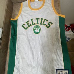 Vintage Celtics Jersey hardwood Classic 