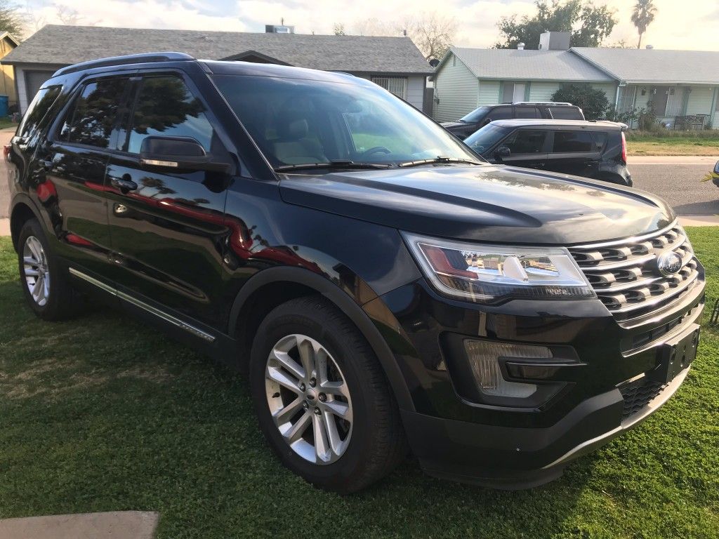 2016 Ford Explorer