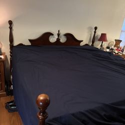 Complete King Size Bed With Serta Memory Foam Pillow Top Mattress -$290