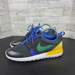 Nike Roshe run Qs GS Brazil 703935 001 youth size 6.5 