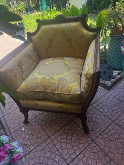 Luxury Gold chair