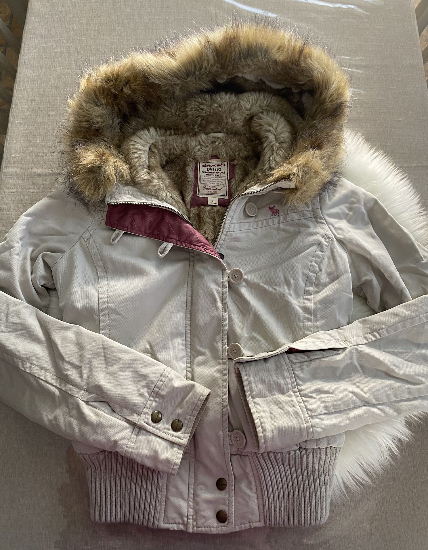Abercrombie Vintage Girl's Jacket Size XL, In Excellent Condition