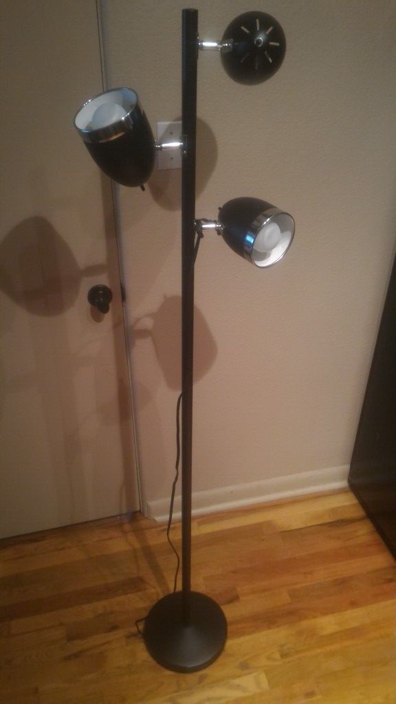 Floor lamp