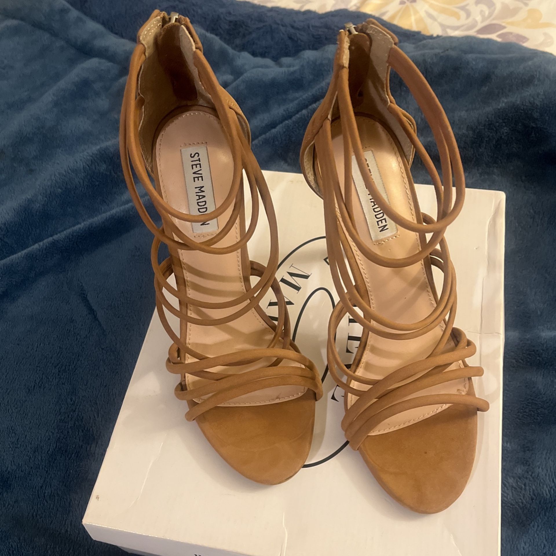 Steve Madden Strappy Heel Size 9