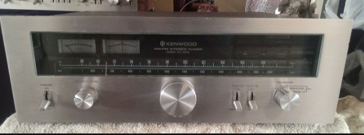 Vintage Audio Kenwood KT 7500 AM FM Tuner