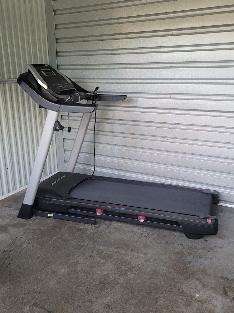 Pro-form 505 CST TREADMILL