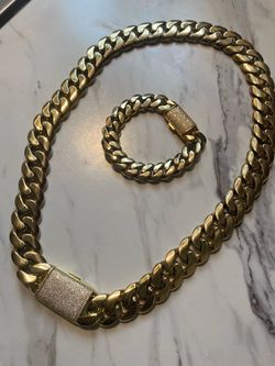 Heavy Cuban link