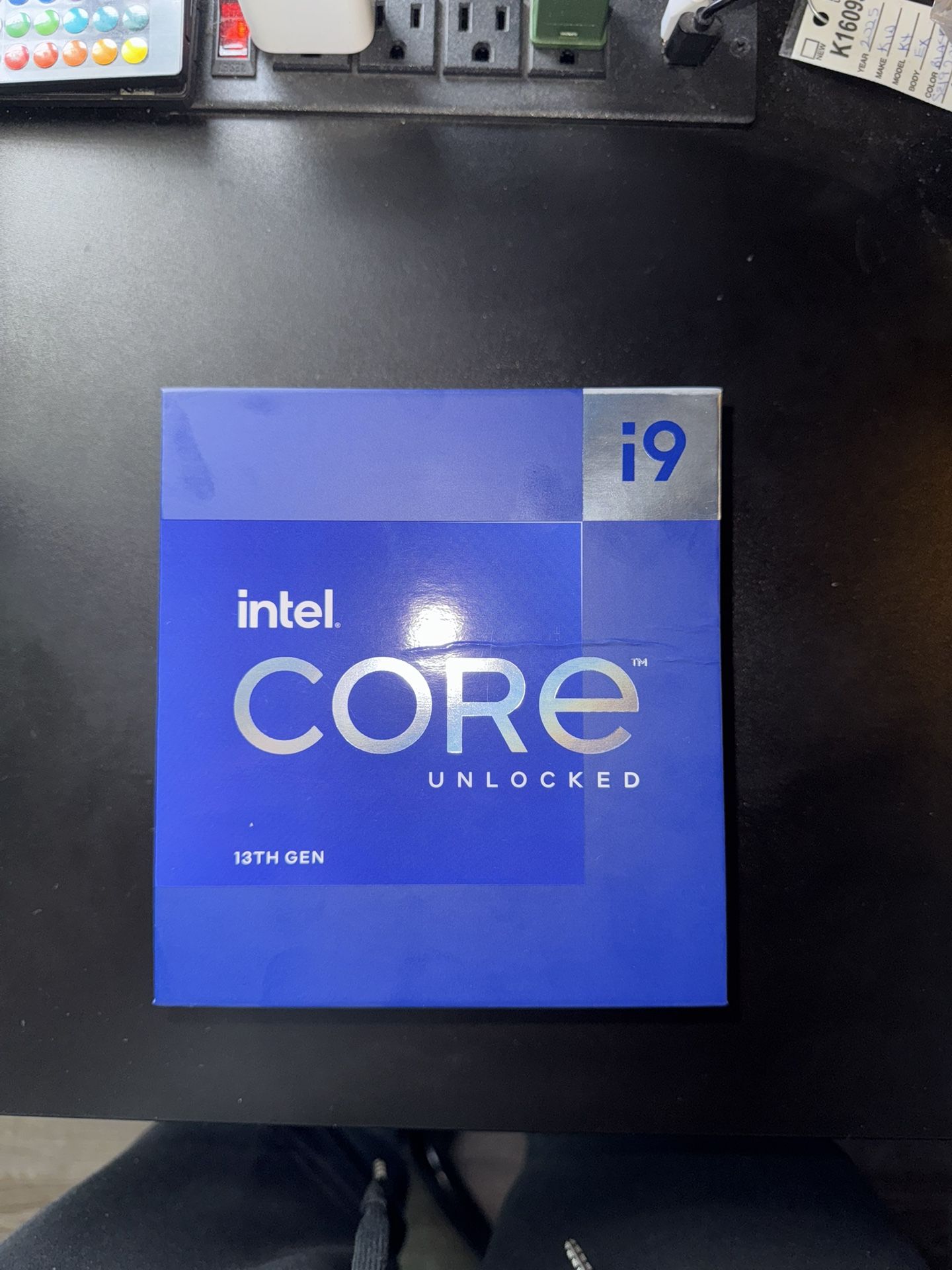Intel Core i9-13900K Desktop Processor 24 cores (8 P-cores + 16 E-cores) 36M Cache, up to 5.8 GHz