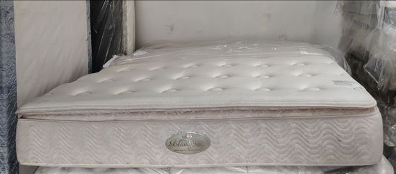 King Size Mattress (Colchón King Size)