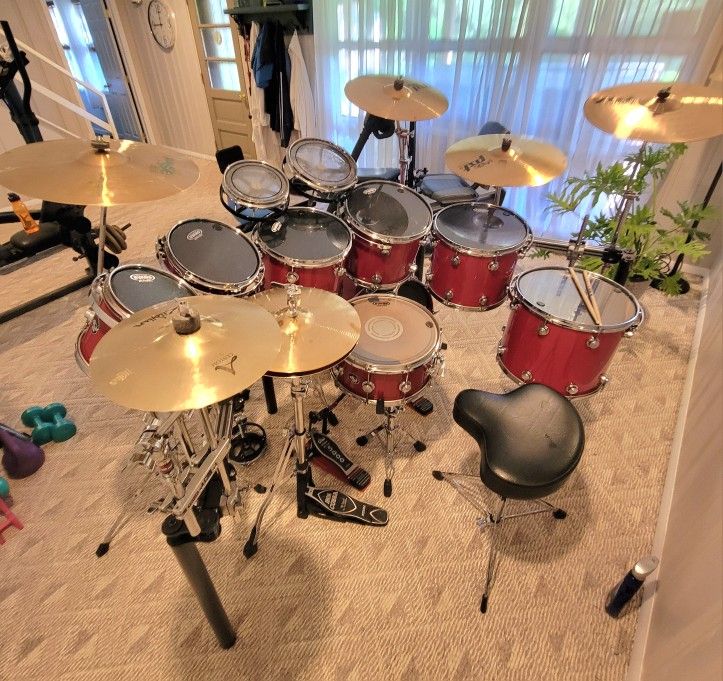 DW Black Badge( 80's) New Set Up And Price. Custom Made Drum Set Excellent Cond.