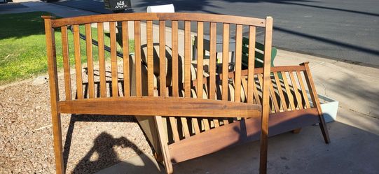 Free queen headboard & footboard
