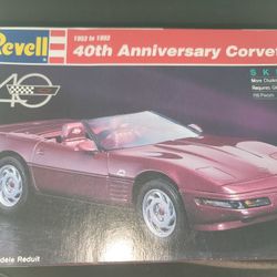 Revell '93 Vette 1/24 Sealed Parts