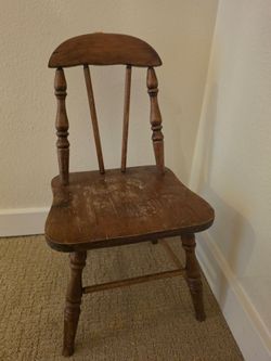 Vintage Child's Wooden Spindle Chair – Primitive Farmhouse Décor