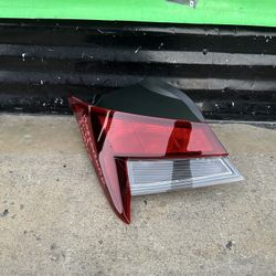2021-2025 Hyundai Elantra Tailight Oem