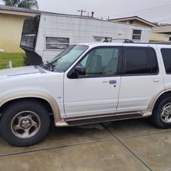 2001 Ford Explorer