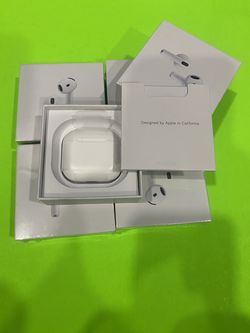 Air pods pro 4 white