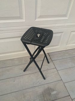 Folding stool