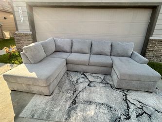Modern Light Gray L-Shaped Sectional Sofa