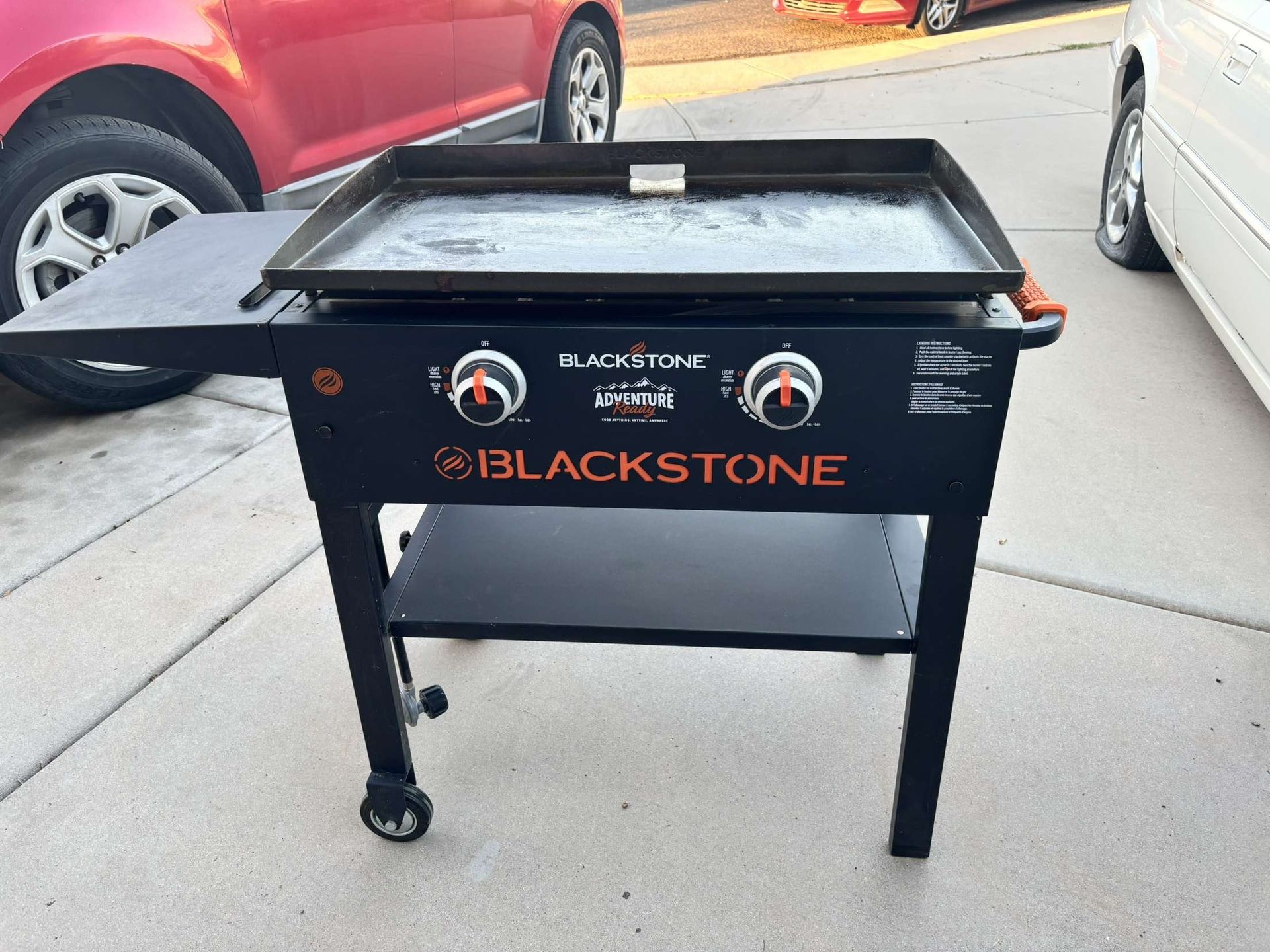 Blackstone Flat Top Gas Grill Griddle 2 Burner Propane Fuelled Rear Grease Management System, 1517, Outdoor Griddle Station for Camping, 28 inch