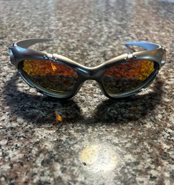 Oakley Plate Silver Wrap Polarized Sunglasses - Y2K Futuristic Sport Frame