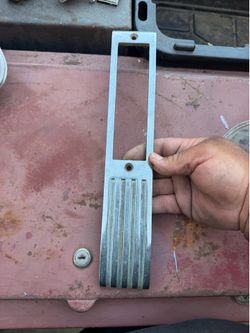 1946-48 chevy Fleetline parking light bezel