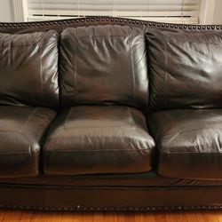 Free  Sofa