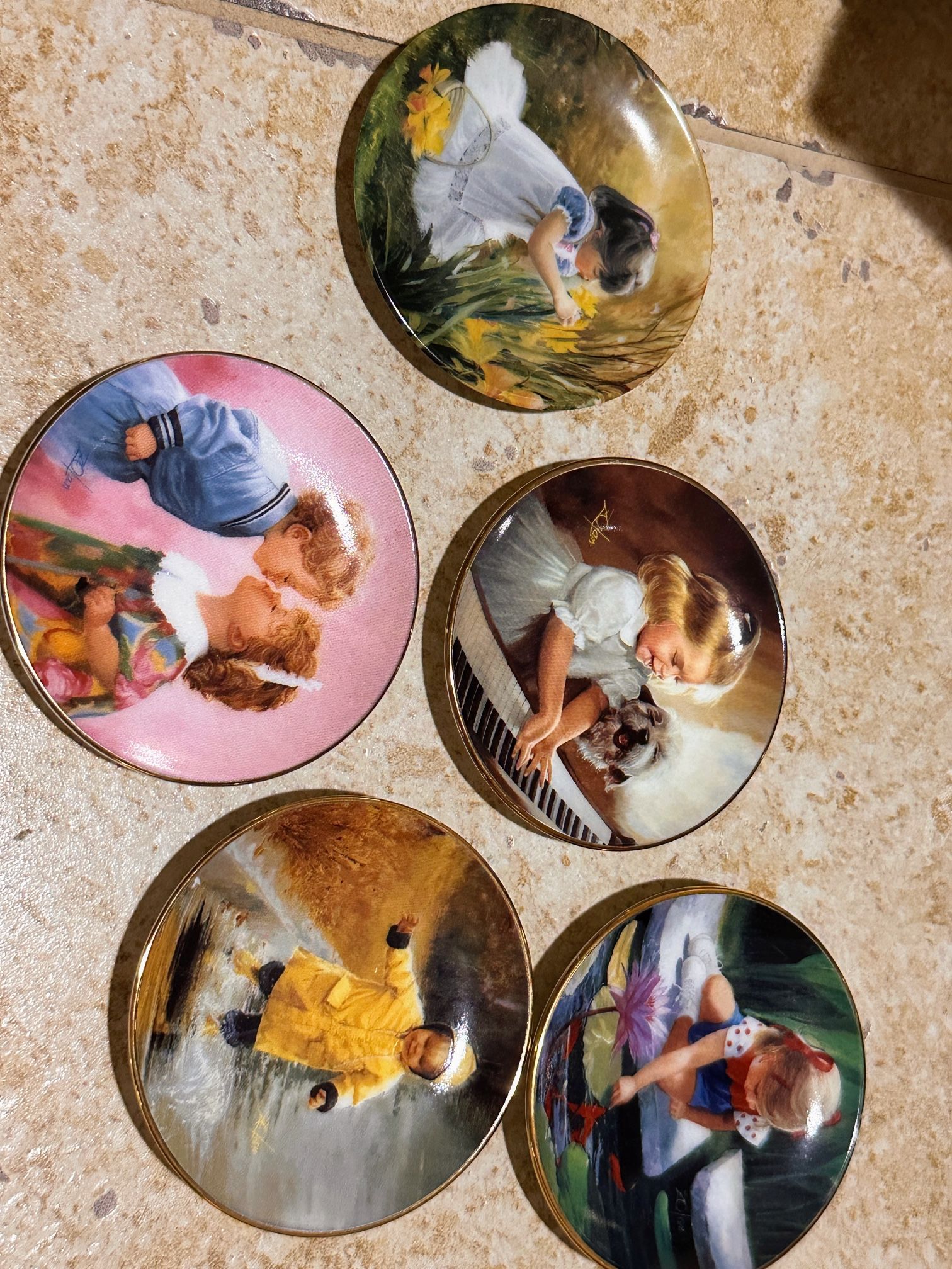 Donald Zolan Miniature Collector Plates
