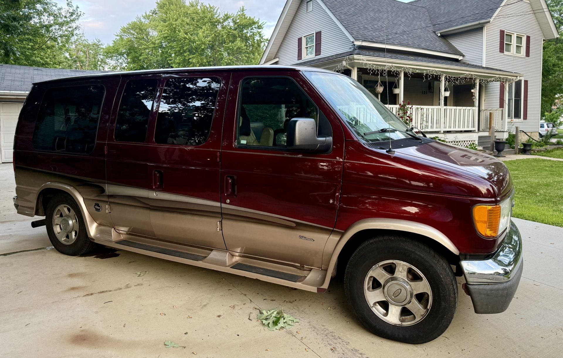2004 Ford E-150