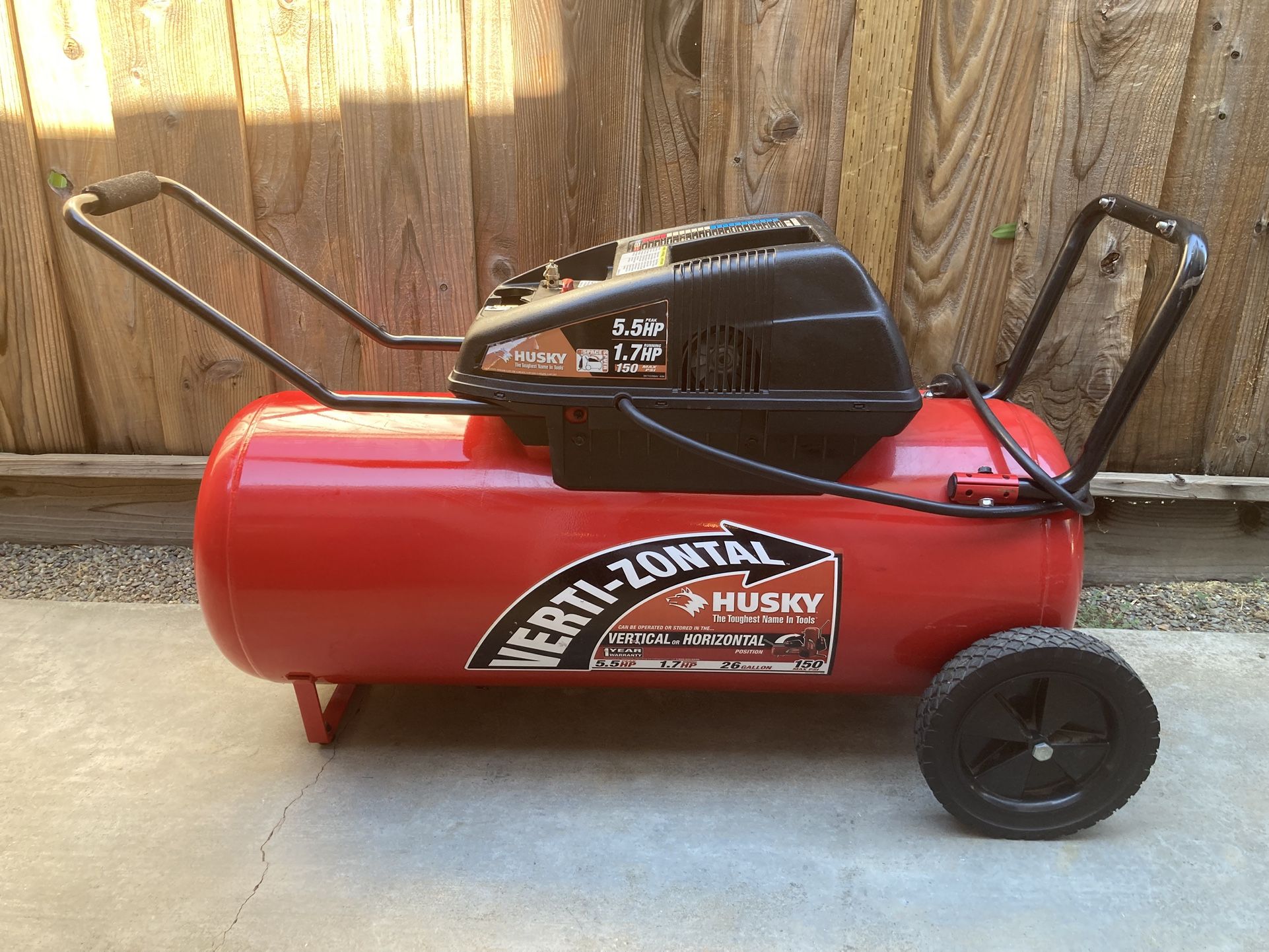 Air Compressor As is Sale. Read Description