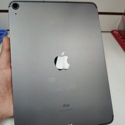 iPad Air 4th Gen 64 GB WiFi Only