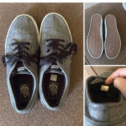 VANS SKATE SHOES Size 11