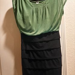 Women’s Dress Size L