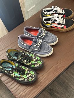 Boys shoes