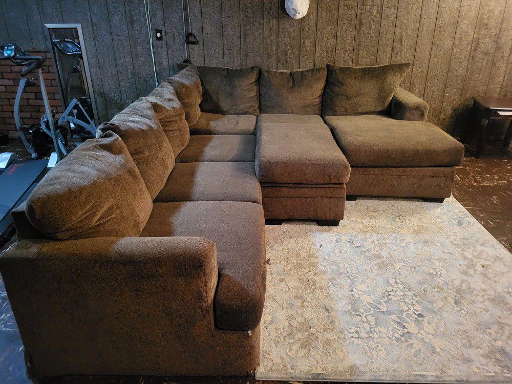 3 x 3 piece sectional with ottoman. 