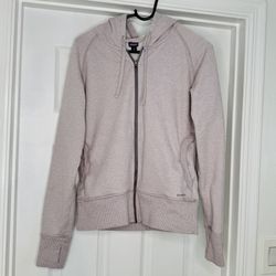 Patagonia women’s hooded sweatshirt jacket