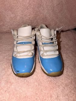 Air Jordan 11 Low University Blue Sneakers