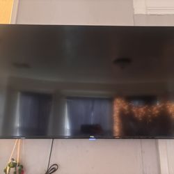 43 Inch Roku Tv WITH wall Mount