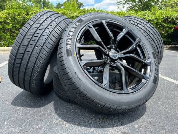 New 22” Black Wheels Land Rover Rims Tires 285/45R22 SVR Style 5x120 Defender Discovery Sport