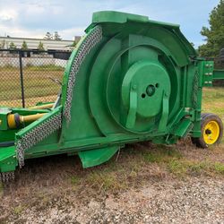 John Deer 5100E